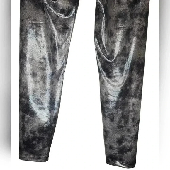 Beyond Yoga Tie Dye High Waisted Shine On Midi Legging Gray Foil XS - Picture 7 of 12